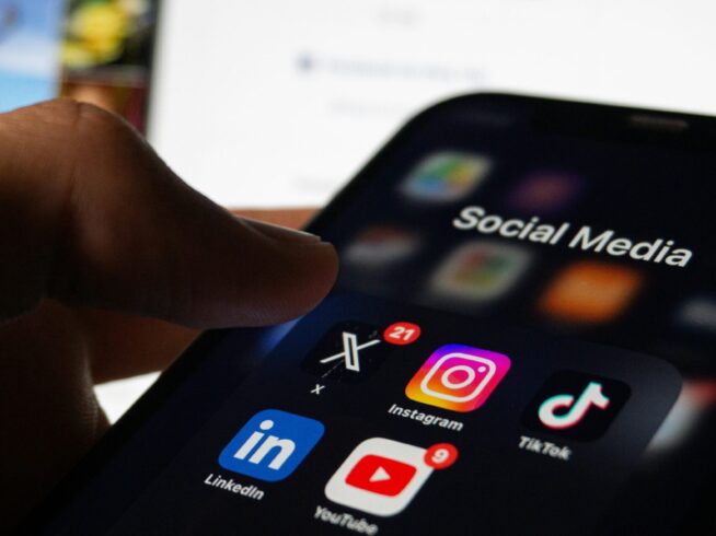 berke-citak-0cpyFsSUiSc-unsplash